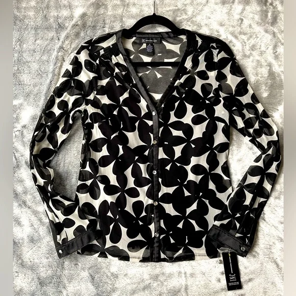 INC International Concepts 2-piece Blouse with Cami in Black and White - Picture 1 of 8